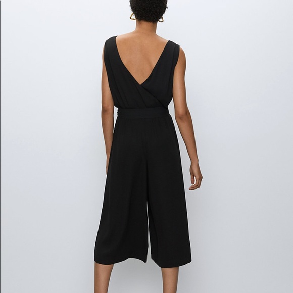 NWT Aritzia Babaton Maximillian Jumpsuit - Picture 5 of 6